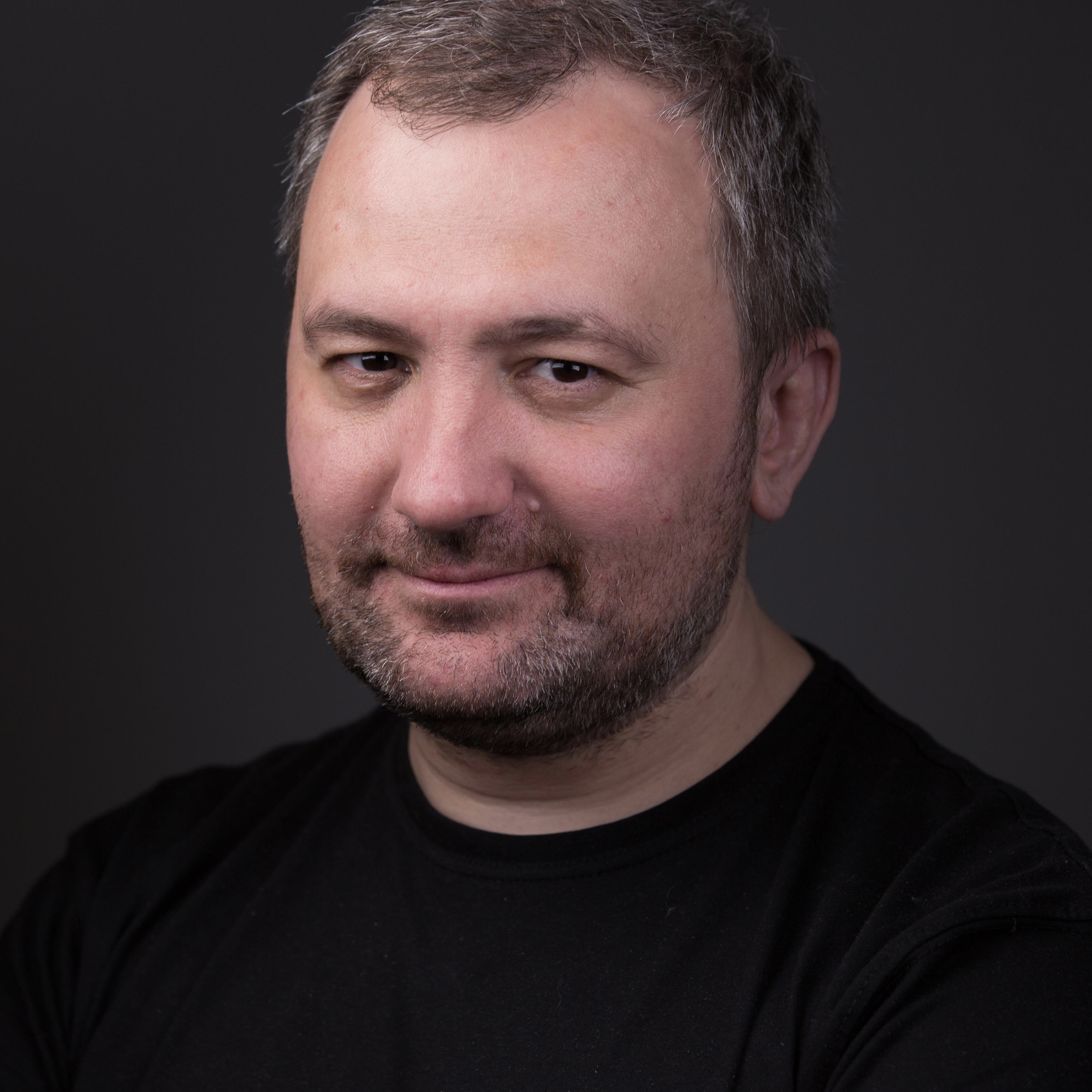 Паблик-ток о развитии российской клубной сцены с участием Самира Кулиева, музыкального журналиста, писателя и главного редактора издательства «Белое Яблоко» Ильи Воронина, а также диджея и резидента промо-команды «RADI MIRA I LUBVI» Станислава Лукоянов (Stan Tone)